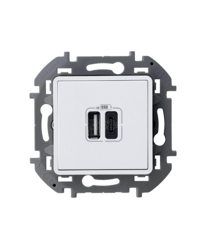 Зарядное устройство с двумя USB разъемами А С 240В/5В 3000мА INSPIRIA белый