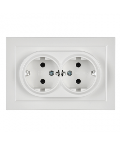 Розетка BRITE 2-мест. с/з без защит.шторок 16А в сборе арк.белый РС12-3-БрАБ